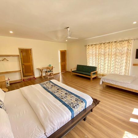 Hotel Palam Hills Лех Екстериор снимка