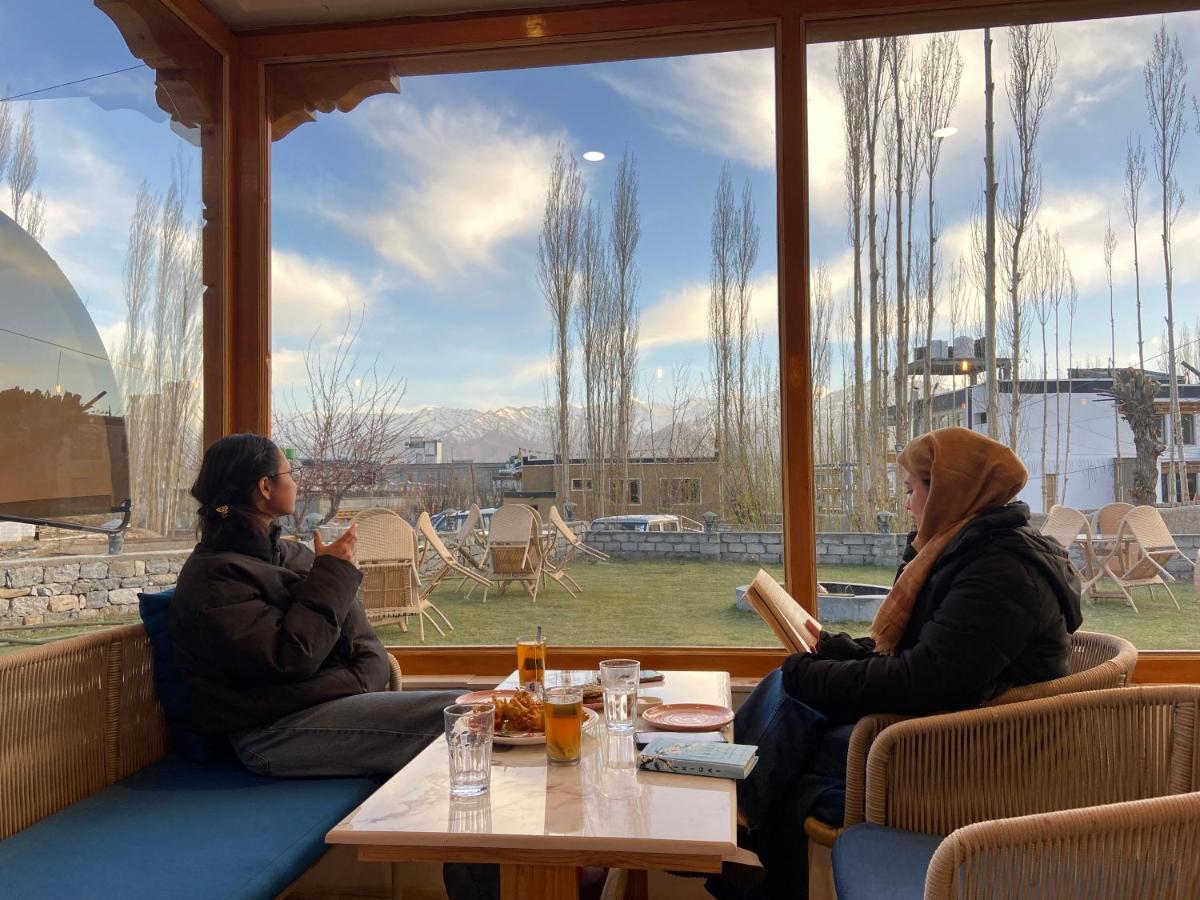 Hotel Palam Hills Лех Екстериор снимка