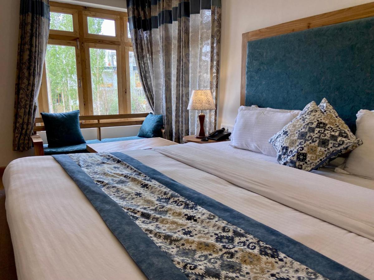 Hotel Palam Hills Лех Екстериор снимка