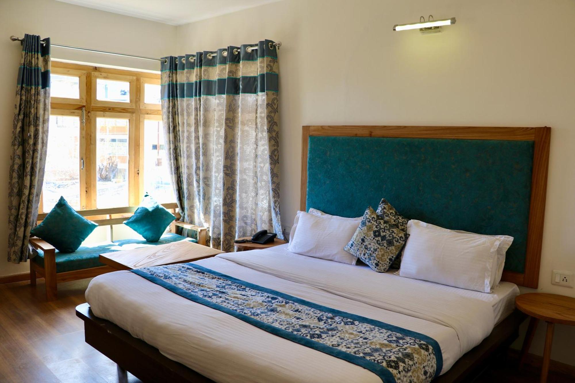 Hotel Palam Hills Лех Екстериор снимка